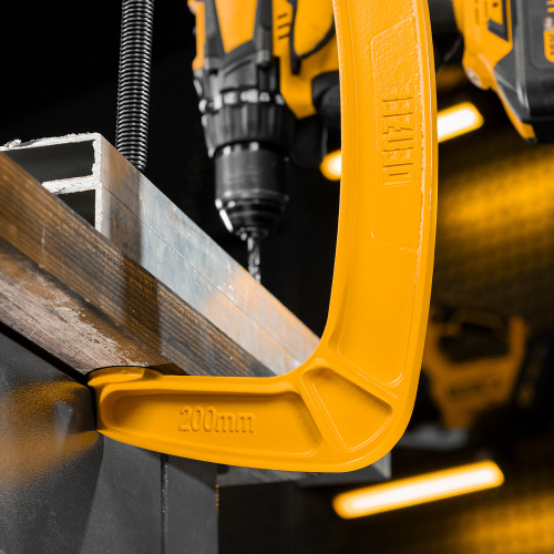 Струбцина G-образная, усиленная, 200 мм Denzel по ценам производителя в Уфе с доставкой по всей России