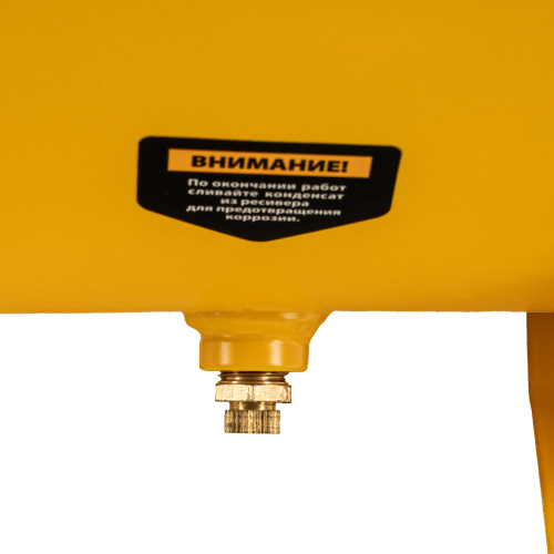 Компрессор воздушный прям. привод DCV1800/50, 1,8 кВт, 50 литров, 320 л/мин Denzel по ценам производителя в Уфе с доставкой по всей России