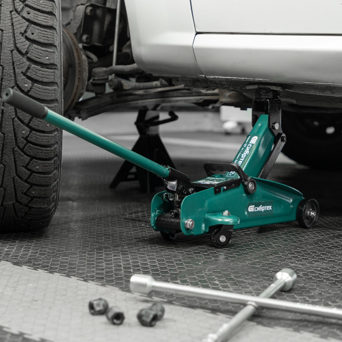 Домкрат гидравлический подкатной, 2 т, 127-330 мм Сибртех по ценам производителя в Уфе с доставкой по всей России