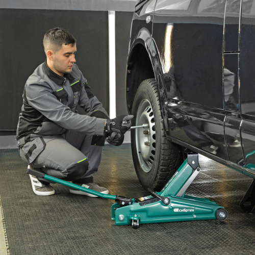 Домкрат гидравлический подкатной, 3 т, 135-400 мм Сибртех по ценам производителя в Уфе с доставкой по всей России