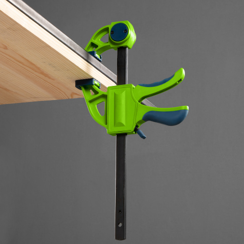 Струбцина F-образная, быстрозажимная, 150 х 70 х 360 мм, пластиковый корпус, фиксатор, двухкомпонентная рукоятка Сибртех по ценам производителя в Уфе с доставкой по всей России