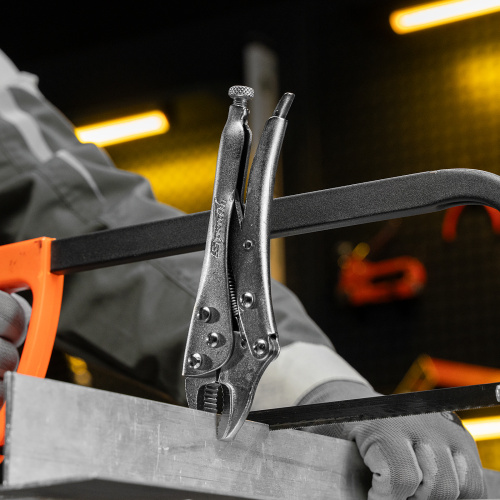 Зажим ручной, 180 мм, полукруглый захват Sparta по ценам производителя в Уфе с доставкой по всей России