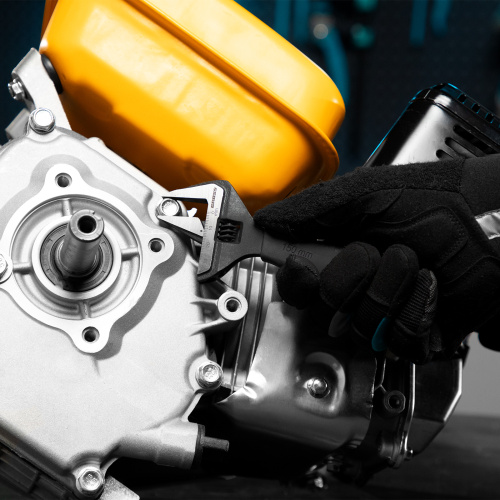 Ключ разводной, 150 мм, CrV, тонкие губки, защитные насадки Gross по ценам производителя в Уфе с доставкой по всей России