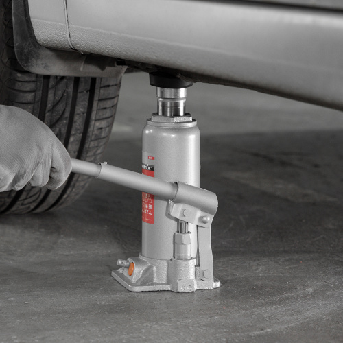 Домкрат гидравлический бутылочный, 6 т, h подъема 216-413 мм Matrix по ценам производителя в Уфе с доставкой по всей России