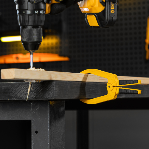 Струбцина клещеобразная, удлиненная 50 х 80 мм двухкомпонентные рукоятки Denzel по ценам производителя в Уфе с доставкой по всей России