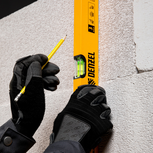 Уровень алюминиевый, 1200 мм, фрезерованный, 3 глазка Denzel по ценам производителя в Уфе с доставкой по всей России