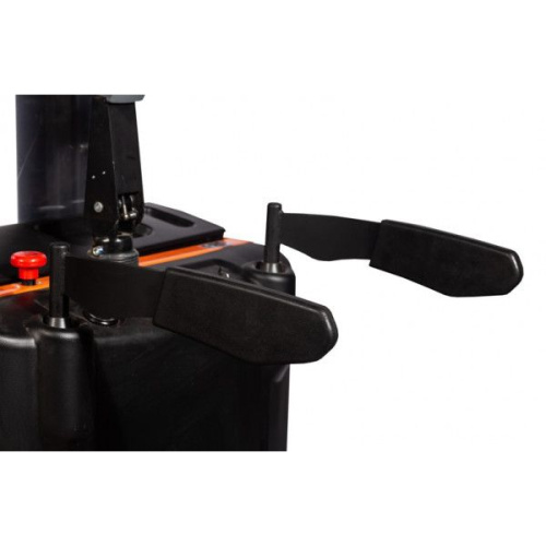 Штабелер электрический самоходный с платформой 2 т - 4,5 м Вилы: 1150 , АКБ Свинцово - кислотная, CL2045W SIBLINE по ценам производителя в Уфе с доставкой по всей России