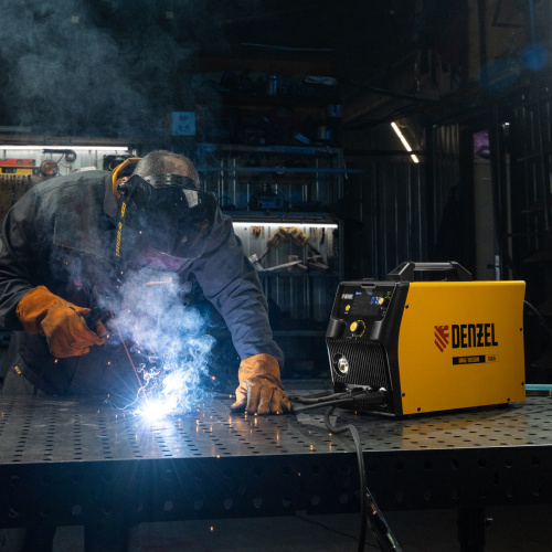 Аппарат инвертор. полуавтомат. cварки IMIG-185SDR, 180 А, ПВ 60%, катушка 5 кг Denzel по ценам производителя в Уфе с доставкой по всей России