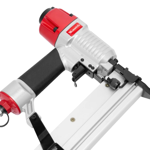 Нейлер-степлер пневматический 2 в 1, с регулировкой глубины забивания, гвозди 18GA, скобы 18GA Matrix по ценам производителя в Уфе с доставкой по всей России