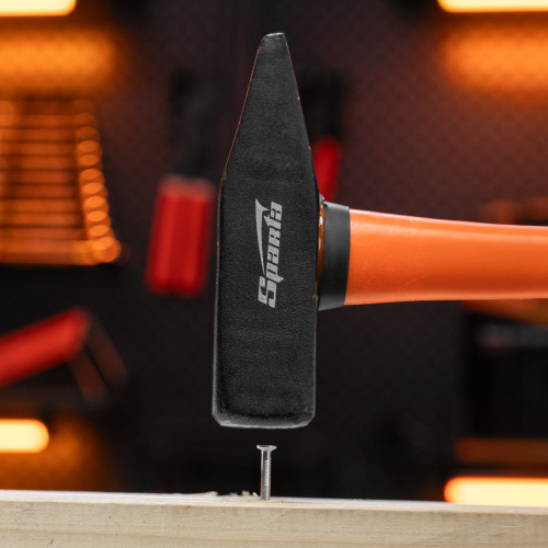 Молоток слесарный, 800 г, фибергласовая обрезиненная рукоятка Sparta по ценам производителя в Уфе с доставкой по всей России