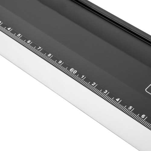 Уровень алюминиевый, усиленный, фрезерованный, 3 глазка, двухкомпонентные рукоятки, 1500 мм Matrix по ценам производителя в Уфе с доставкой по всей России