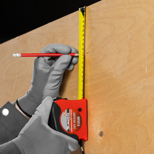 Рулетка Double fixation,10 м х 25 мм,обрезиненный корпус,двойная плавная фиксация Matrix по ценам производителя в Уфе с доставкой по всей России