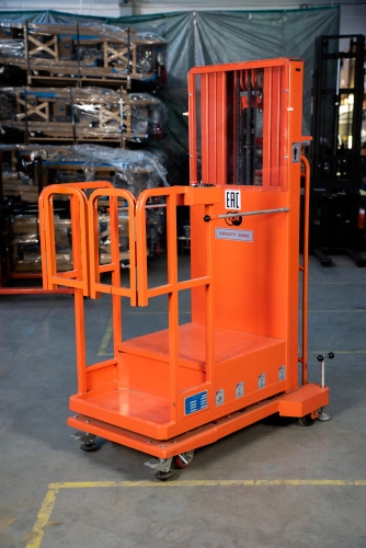 Сборщик заказов с электроподъемом 200 кг 4,0 м TOR GOPY4.403 по ценам производителя в Уфе с доставкой по всей России