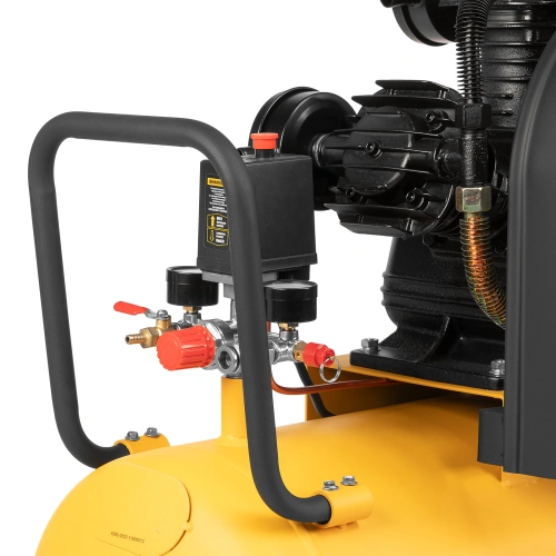 Компрессор воздушный BCW3000-T/100, ременный привод, 3.0 кВт, 100 литров, 520 л/мин Denzel по ценам производителя в Уфе с доставкой по всей России