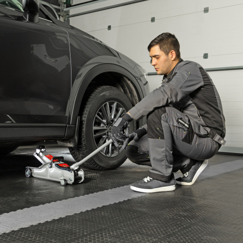 Домкрат гидравлический подкатной, 2 т, Low Profile, 85-330 мм Matrix по ценам производителя в Уфе с доставкой по всей России