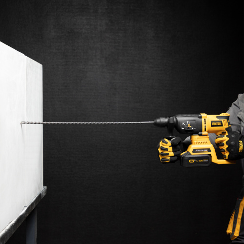 Бур по бетону, двойная спираль, три пылеотводящие кромки, 12 x 600 мм DENZEL по ценам производителя в Уфе с доставкой по всей России