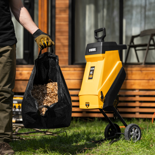 Измельчитель садовый электрический ECS-2500, 2500 Вт, 45 мм Denzel по ценам производителя в Уфе с доставкой по всей России