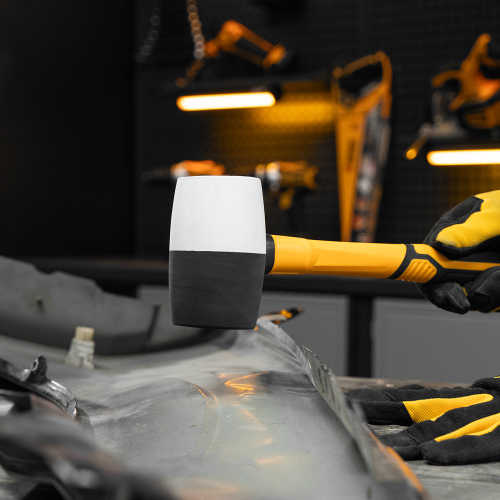 Киянка резиновая, 680 г, черно-белая, фибергласовая рукоятка c TPR покрытием Denzel по ценам производителя в Уфе с доставкой по всей России