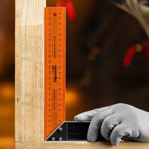 Угольник, 250 мм, металлический Sparta по ценам производителя в Уфе с доставкой по всей России