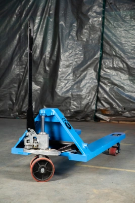 Тележка гидравлическая широковильная 2500 кг 1220х685 мм полиуретановые колеса TOR RHP по ценам производителя в Уфе с доставкой по всей России