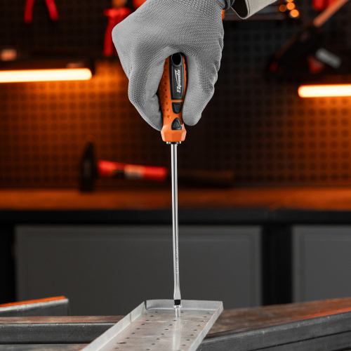 Отвертка "Point", SL5 х 150 мм, CS, двухкомпонентная рукоятка Sparta по ценам производителя в Уфе с доставкой по всей России