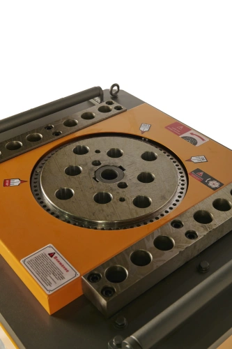 Станок для гибки арматуры 40/32мм 3кВт с доводчиком TOR GW40A по ценам производителя в Уфе с доставкой по всей России