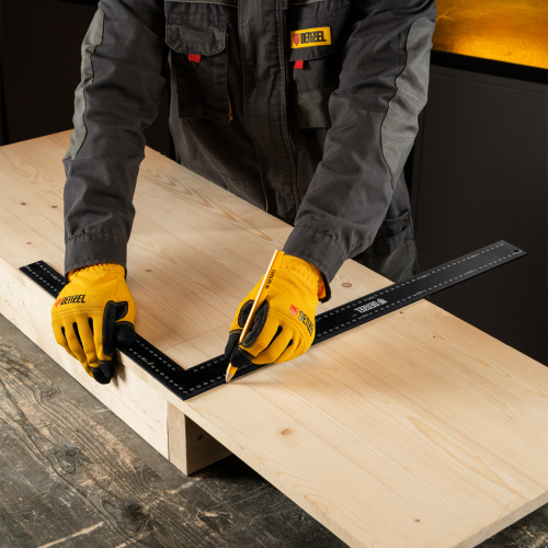 Угольник, 400 х 600 мм, алюминиевый, лазерная гравировка Denzel по ценам производителя в Уфе с доставкой по всей России