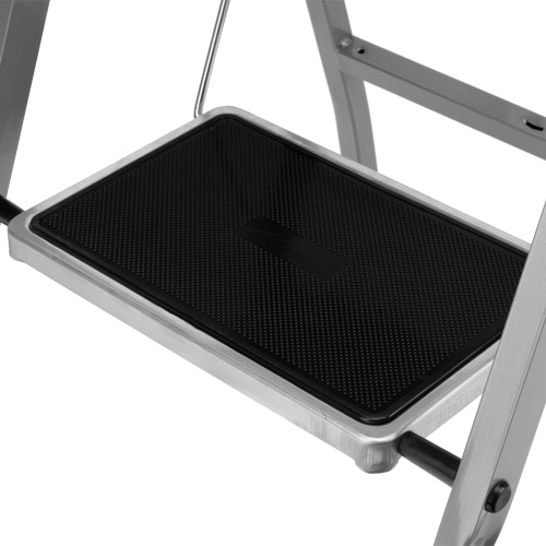 Стремянка 2 ступени, с полимерными ковриками, Сибртех по ценам производителя в Уфе с доставкой по всей России