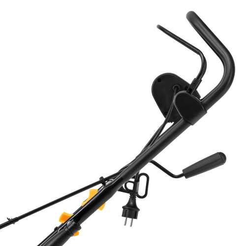 Электрическая снегоуборочная машина ESB-560-M, 2,5 кВт, металлический шнек, LED фара Denzel по ценам производителя в Уфе с доставкой по всей России