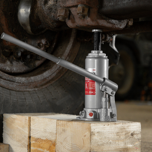 Домкрат гидравлический бутылочный, 8 т, высота подъема 230-457 мм Matrix купить в Москве с доставкой по всей России | ProtosMarket.ru