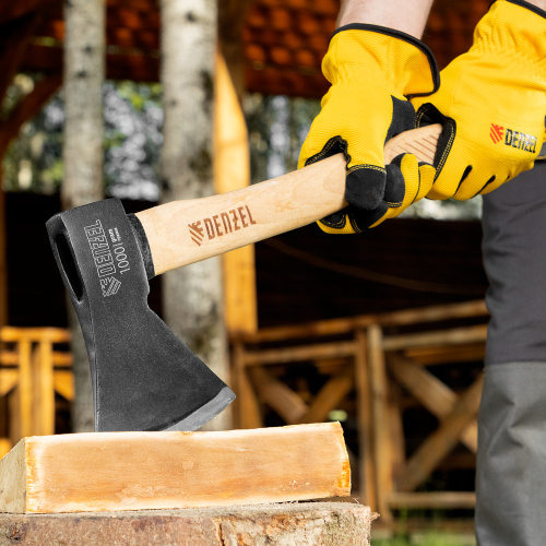 Топор, 1000 г, кованый, буковое топорище Denzel по ценам производителя в Уфе с доставкой по всей России