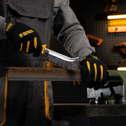 Щетка металлическая с пластмассовой ручкой, нержавеющая проволока DENZEL по ценам производителя в Уфе с доставкой по всей России