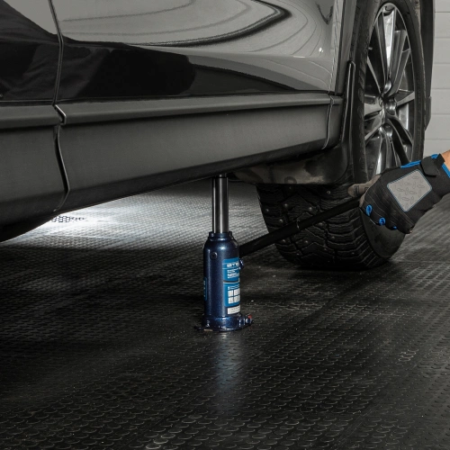 Домкрат гидравлический бутылочный телескопический, 2 т, подъем 170-380 мм Stels по ценам производителя в Уфе с доставкой по всей России