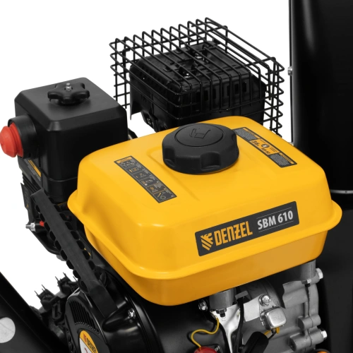 Бензиновая снегоуборочная машина SBM 610, 212 cc, ручной старт, фара Denzel по ценам производителя в Уфе с доставкой по всей России