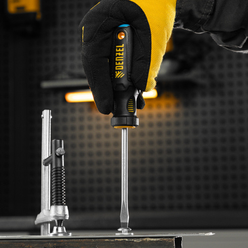 Отвертка, SL6x100 мм, S2, 3к рукоятка Denzel по ценам производителя в Уфе с доставкой по всей России