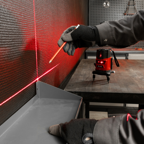 Лазерный уровень CRX-30R, 30 м, красный луч, батарейки, резьба 5/8" MTX по ценам производителя в Уфе с доставкой по всей России