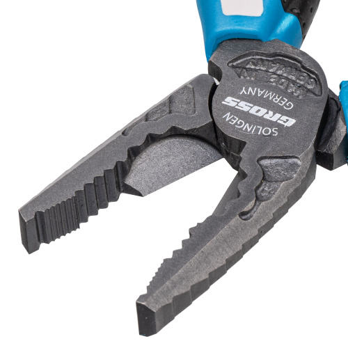 Плоскогубцы комбинированные 165 мм, трехкомпонентные рукоятки Gross по ценам производителя в Уфе с доставкой по всей России