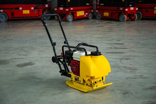 Виброплита 70 кг, 10,5кН (Honda) бак, коврик, колесный комплект TOR C-60T по ценам производителя в Уфе с доставкой по всей России