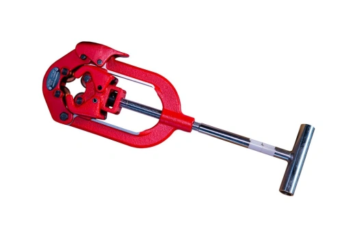 Труборез с хомутной защелкой TOR GH2S для стальных труб 1/2"- 2 1/2" по ценам производителя в Уфе с доставкой по всей России