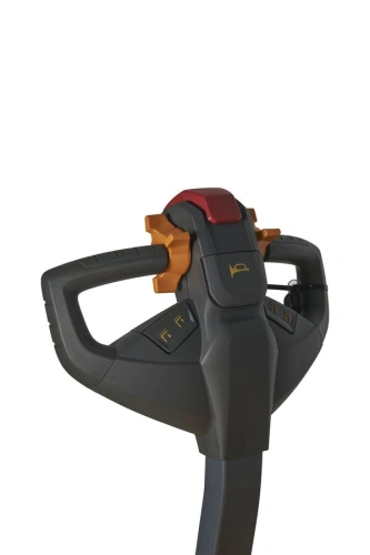 Штабелер самоходный 1,5 т 5,6 м XILIN CDDR15-III 24/200 В/Ач (сопровождаемый) по ценам производителя в Уфе с доставкой по всей России