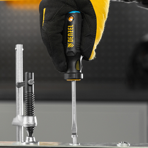 Набор отверток, 5 шт., PH+SL, S2, 3к рукоятка Denzel по ценам производителя в Уфе с доставкой по всей России