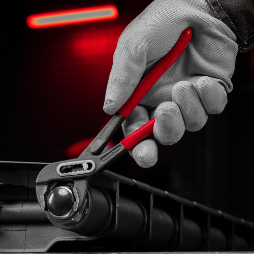 Клещи переставные 180 мм, хром-ванадий, обливные рукоятки Matrix по ценам производителя в Уфе с доставкой по всей России