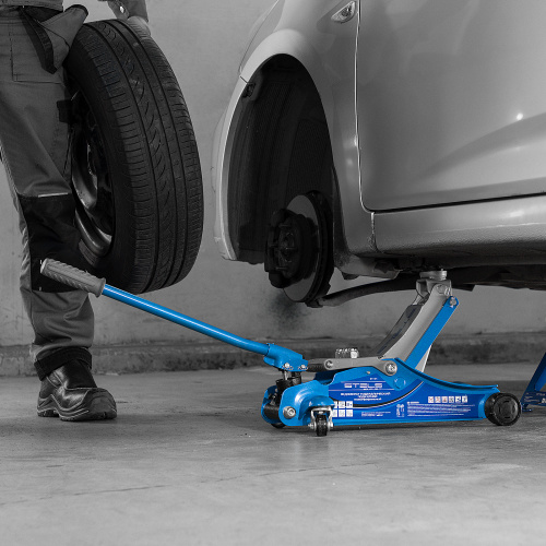 Домкрат гидравлический подкатной, поворотная рукоятка, 2 т, Low Profile, 100-350 мм Stels по ценам производителя в Уфе с доставкой по всей России