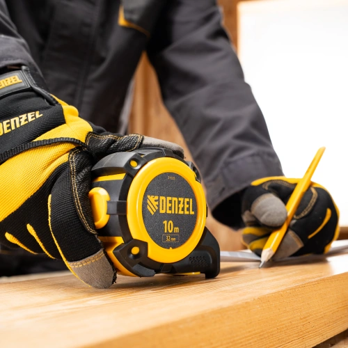Рулетка 10м х 32мм, автоматич. фиксац., нейлон. покрытие, магнит. зацеп, двухстор. разметка Denzel по ценам производителя в Уфе с доставкой по всей России