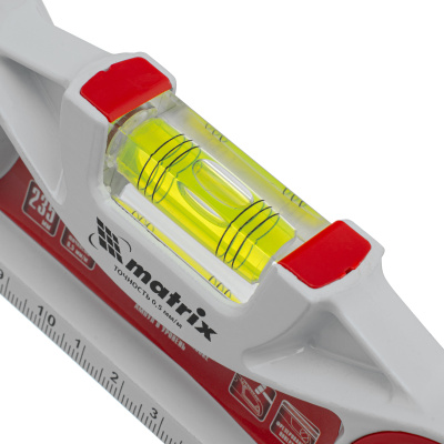 Уровень алюминиевый литой, фрезерованный, 3 глазка, две ударные площадки, 235 мм Matrix по ценам производителя в Уфе с доставкой по всей России