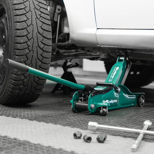 Домкрат гидравлический подкатной, 2 т, 85-330 мм, низкий подхват Сибртех по ценам производителя в Уфе с доставкой по всей России