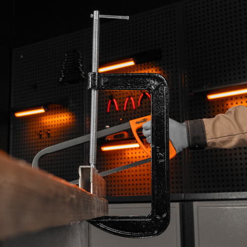 Струбцина G-образная, 300 мм Sparta по ценам производителя в Уфе с доставкой по всей России