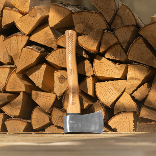 Топор кованый, 1130 г, американский тип, буковая рукоятка, 430мм, EFP Denzel по ценам производителя в Уфе с доставкой по всей России