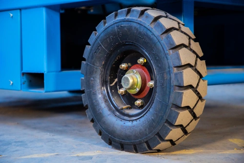 Подъемник ножничный передвижной аккумуляторный 500 кг, 12/14 м, 24/85 В/Ач TOR SJY-0,5-12 DC по ценам производителя в Уфе с доставкой по всей России