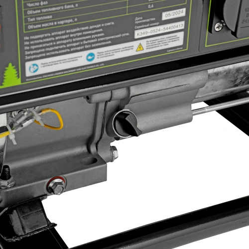 Генератор бензиновый БС-3500, 3.2 кВт, 230В, четырехтактный, 15 л, ручной стартер Сибртех по ценам производителя в Уфе с доставкой по всей России